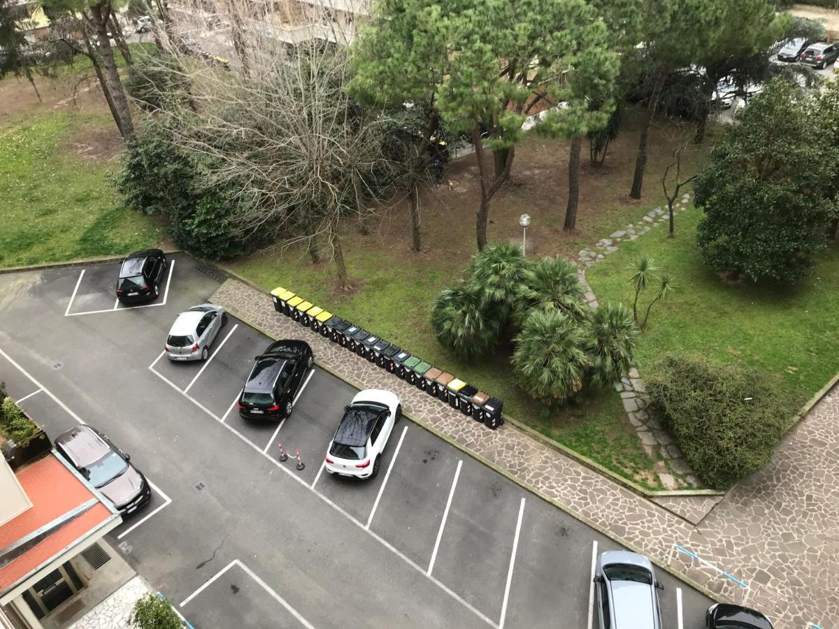 La Conchiglia A Marina Apartman Marina di Carrara Kültér fotó