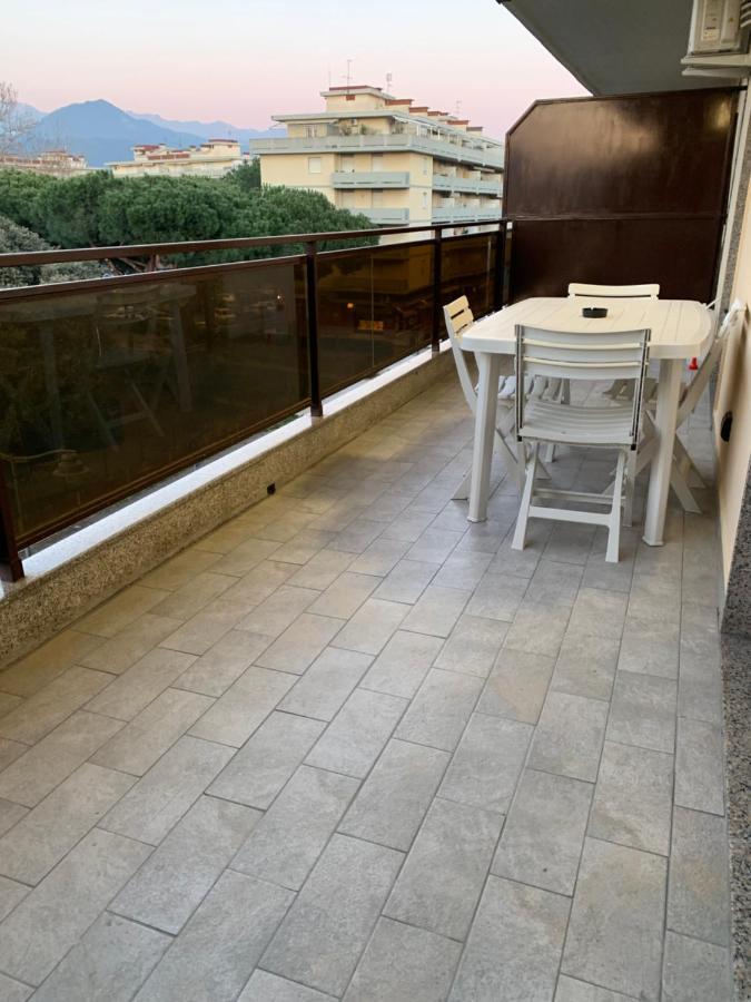 La Conchiglia A Marina Apartman Marina di Carrara Kültér fotó