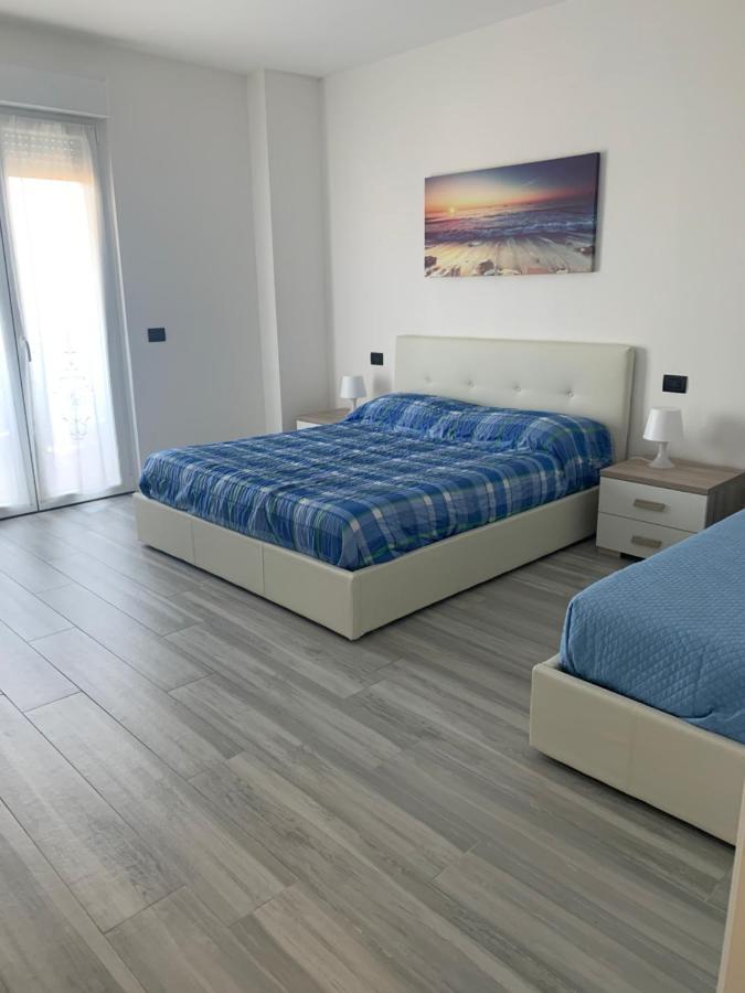 La Conchiglia A Marina Apartman Marina di Carrara Kültér fotó